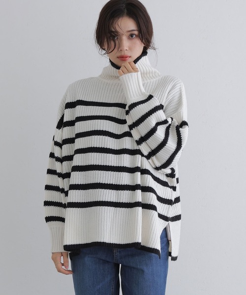 ElegChic(エレグシック)の「ハイネックボーダーニット(ニット/セーター・レディース・ブラック系その他2/ホワイト系その他/ブラック系その他・M/XL/4L)」の2枚目の写真