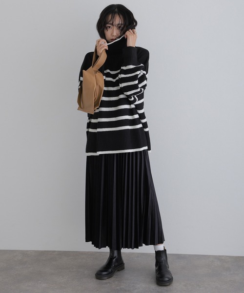 ElegChic(エレグシック)の「ハイネックボーダーニット(ニット/セーター・レディース・ブラック系その他2/ホワイト系その他/ブラック系その他・M/XL/4L)」の7枚目の写真