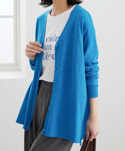 BELLUNA PLUS（ベルーナ）の「ボタン使いＶネックカーディガン（カーディガン/ボレロ・レディース・アイボリー/イエロー/ラベンダー/ネイビー/ブルー・LARGE/MEDIUM/X-LARGE）」の6枚目の写真