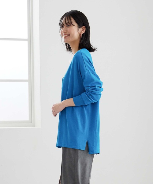 BELLUNA PLUS（ベルーナ）の「ボタン使いＶネックカーディガン（カーディガン/ボレロ・レディース・アイボリー/イエロー/ラベンダー/ネイビー/ブルー・LARGE/MEDIUM/X-LARGE）」の14枚目の写真