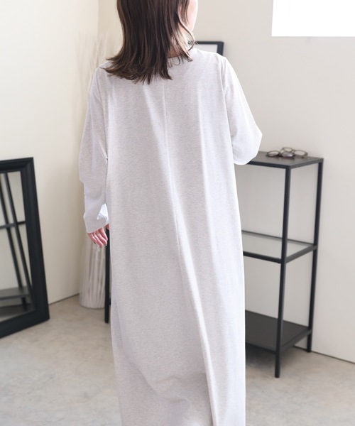 ULEULA（ウルア）の「フレアロングTワンピース（ワンピース・レディース・ホワイト/オートミール/ブラック・FREE）」の9枚目の写真