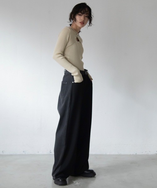 VACANCY（ヴァカンシー）の「デニム配色スラックスパンツ（デニムパンツ・レディース・ブルー/ブラック/ブラウン・SMALL/MEDIUM/LARGE）」の11枚目の写真