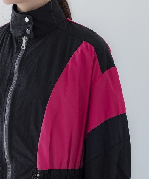 UNITED TOKYO（ユナイテッドトウキョウ）の「ブロッキングテクノコート（ナイロンジャケット・レディース・ブラック・1）」の10枚目の写真