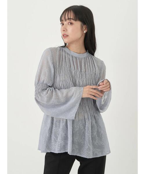 earth music&ecology(アースミュージックアンドエコロジー)の「ジャガードシャーリングプルオーバー(Tシャツ/カットソー・レディース・アイボリー/ブラック/サックスブルー・FREE)」の22枚目の写真