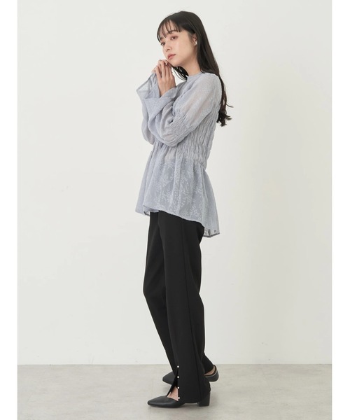 earth music&ecology(アースミュージックアンドエコロジー)の「ジャガードシャーリングプルオーバー(Tシャツ/カットソー・レディース・アイボリー/ブラック/サックスブルー・FREE)」の4枚目の写真