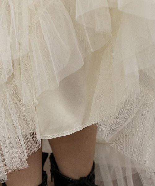 pumpkin port（パンプキンポート）の「段フリルのチュールロングスカート（スカート・レディース・ブラック/アイボリー/グレー/ベージュ・MEDIUM/LL/L/M）」の21枚目の写真
