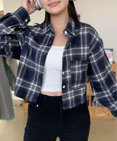 SHEPP（シープ）の「オンブレチェック ショートシャツ クロップドシャツ 長袖/日焼け・冷房対策（シャツ/ブラウス・レディース・ブラック/ブルー・L/S/M）」の20枚目の写真