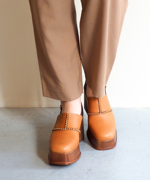 あしながおじさん(アシナガオジサン)の「厚底ステッチサボサンダル 1310221(サンダル・レディース・ライトブラウン/アイボリー/ブラック・24.5cm/24.0cm/23.5cm/23.0cm/22.5cm)」の21枚目の写真