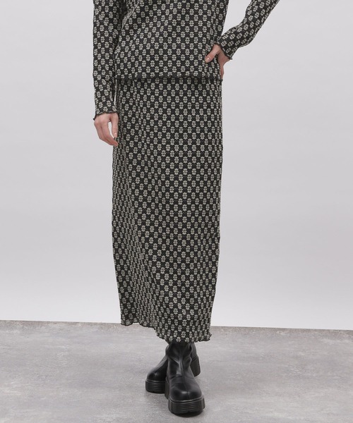 LAKOLE（ラコレ）の「フラワージャガードスカート / 103373（スカート・レディース・ブラック/ライトグリーン/アイボリー・SMALL/MEDIUM）」の10枚目の写真