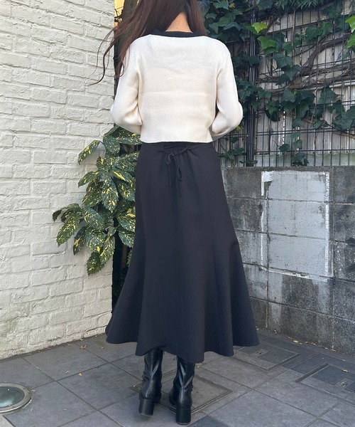 INGNI（イング）の「配色金ボタンニットカーディガン＋キャミSET