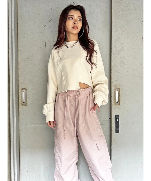 EGOIST(エゴイスト)の「切替ダメージスウェットトップス(スウェット・レディース・ブルー/ブラック/アイボリー・FREE)」の2枚目の写真