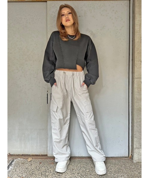 EGOIST(エゴイスト)の「切替ダメージスウェットトップス(スウェット・レディース・ブルー/ブラック/アイボリー・FREE)」の8枚目の写真