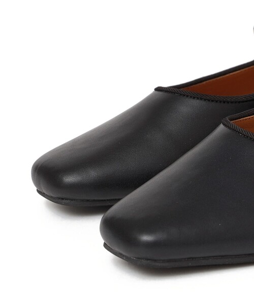 EBLOUNA(エブローナ)の「【SHIPS any別注】eblouna: ビジュー メリー ジェーン フラットシューズ 24SS(パンプス・レディース・グレー/ブラック/ナチュラル・37/38/36)」の5枚目の写真