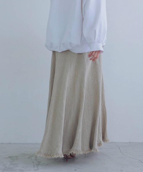 DRESSLAVE(ドレスレイブ)の「linen fringe hem volume skirt(リネンフリンジボリュームスカート)(スカート・レディース・ブラック/ベージュ・38)」の5枚目の写真