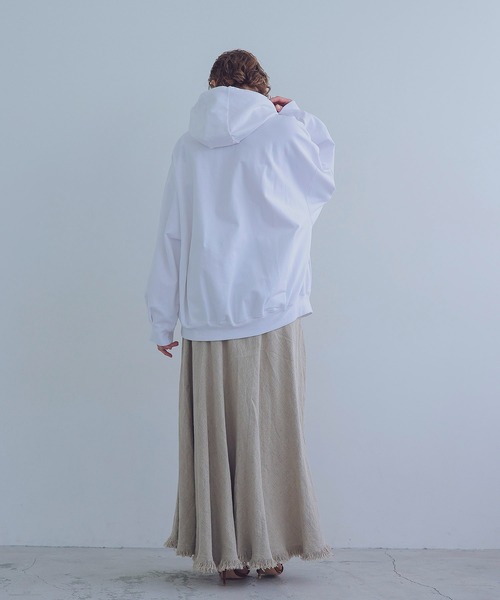DRESSLAVE(ドレスレイブ)の「linen fringe hem volume skirt(リネンフリンジボリュームスカート)(スカート・レディース・ブラック/ベージュ・38)」の9枚目の写真