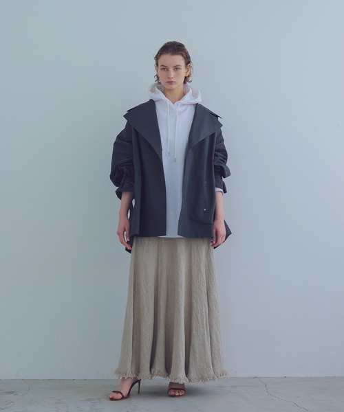 DRESSLAVE(ドレスレイブ)の「linen fringe hem volume skirt(リネンフリンジボリュームスカート)(スカート・レディース・ブラック/ベージュ・38)」の10枚目の写真