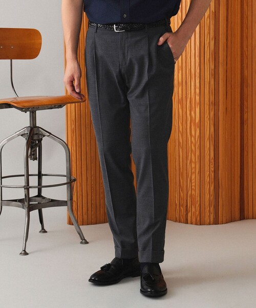 BEAMS F（ビームスエフ）の「PT TORINO × BEAMS F / 別注 TRAVEL 1プリーツ スラックス（スラックス・メンズ・チャコールグレー/ブラック系その他4・50/48/46/44/42/52）」の3枚目の写真