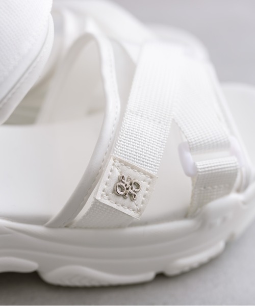 OLIVE des OLIVE（オリーブデオリーブ）の「シアースポーツサンダル　1041130040（サンダル・レディース・ブラック/ホワイト・SMALL/MEDIUM/LARGE）」の9枚目の写真