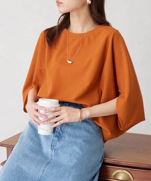 Chez toi(シェトワ)の「梨地ヤッコスリーブプルオーバー(Tシャツ/カットソー・レディース・ネイビー/オレンジ/オフホワイト/ブラック・FREE)」の4枚目の写真