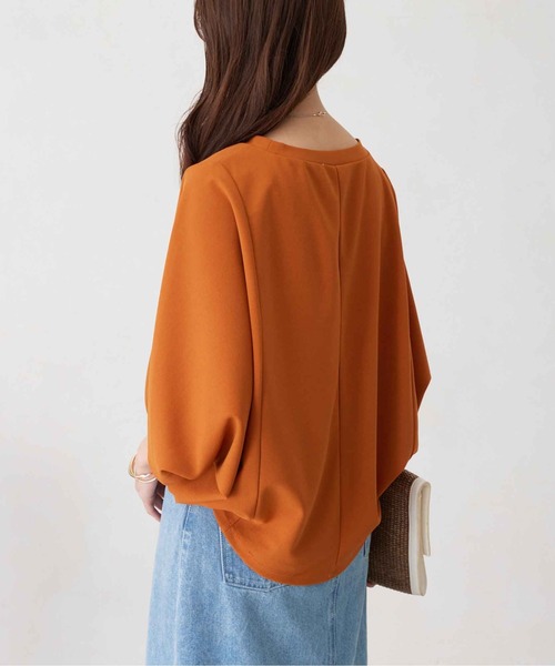 Chez toi(シェトワ)の「梨地ヤッコスリーブプルオーバー(Tシャツ/カットソー・レディース・ネイビー/オレンジ/オフホワイト/ブラック・FREE)」の9枚目の写真