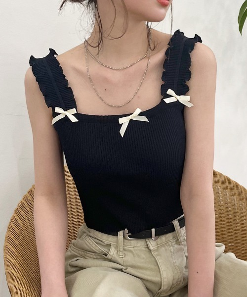 GOLDS♡肩紐ビジュー付き♡サテン×シフォン♡ラッフルフリルキャミトップス♡黒 GOLDS♡肩紐ビジュー付き♡サテン×シフォン♡ラッフルフリル