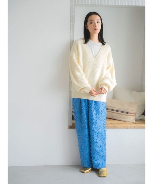 Ungrid（アングリッド）の「スクエアトゥフラットシューズ（ローファー・レディース・レッド/ゴールド/ブラック・L/M/S）」の6枚目の写真