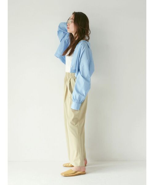 Ungrid（アングリッド）の「スクエアトゥフラットシューズ（ローファー・レディース・レッド/ゴールド/ブラック・L/M/S）」の19枚目の写真