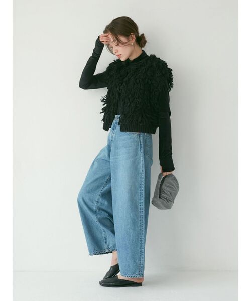 Ungrid（アングリッド）の「スクエアトゥフラットシューズ（ローファー・レディース・レッド/ゴールド/ブラック・L/M/S）」の22枚目の写真