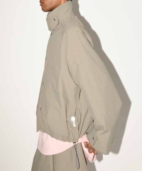 SUPERTHANKS（スーパーサンクス）の「【撥水生地使用】ステンカラーショートコート/Soutien collar short coat(ユニセックス)（ステンカラーコート・メンズ・ブラック/カーキ系/キャメル・S/L/M）」の22枚目の写真