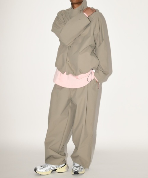 SUPERTHANKS（スーパーサンクス）の「【撥水生地使用】ステンカラーショートコート/Soutien collar short coat(ユニセックス)（ステンカラーコート・メンズ・ブラック/カーキ系/キャメル・S/L/M）」の12枚目の写真