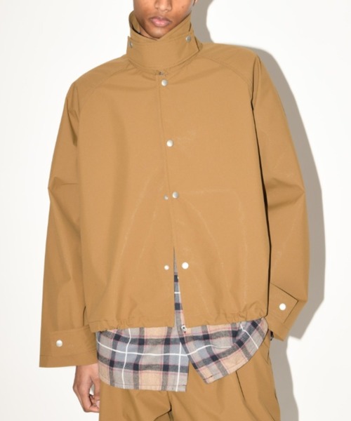 SUPERTHANKS（スーパーサンクス）の「【撥水生地使用】ステンカラーショートコート/Soutien collar short coat(ユニセックス)（ステンカラーコート・メンズ・ブラック/カーキ系/キャメル・S/L/M）」の16枚目の写真