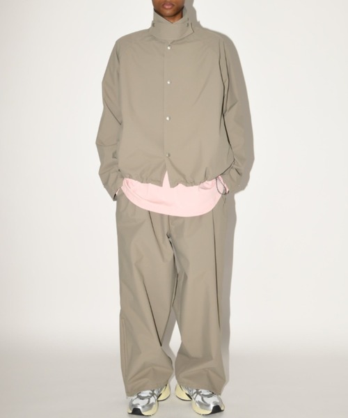 SUPERTHANKS（スーパーサンクス）の「【撥水生地使用】ステンカラーショートコート/Soutien collar short coat(ユニセックス)（ステンカラーコート・メンズ・ブラック/カーキ系/キャメル・S/L/M）」の11枚目の写真