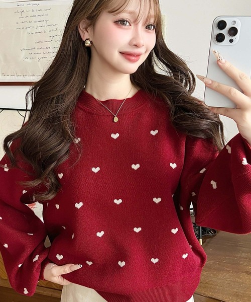 moment+（モーメントプラス）の「クルーネックハート柄ジャガード
