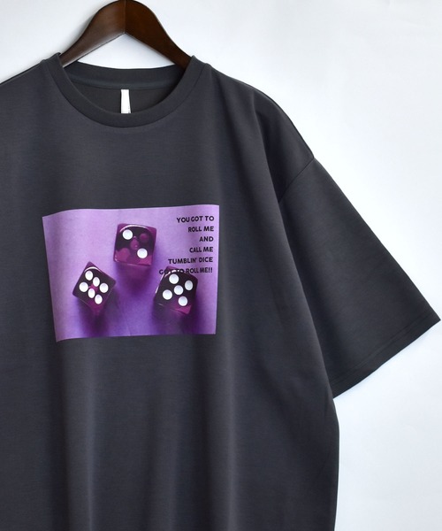おしゃれスタ(オシャレスタ)の「接触冷感 グラフィックアート ダンボールニット クルーネック半袖Tシャツ【IR】 オーバーサイズ メンズ レディース(Tシャツ/カットソー・メンズ・グレー系9/ベージュ系6/サックスブルー系/ブラック系8/ブラック系9/グレー系8/ホワイト系9/ブラック系/ブラック系6/ホワイト系6/ホワイト系8/ホワイト系/ブラック系3/ホワイト系2/グレー系2/グレー系3/ホワイト系3/ブラック系2・XL/L/M)」の15枚目の写真