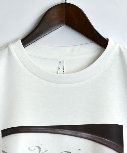 おしゃれスタ(オシャレスタ)の「接触冷感 グラフィックアート ダンボールニット クルーネック半袖Tシャツ【IR】 オーバーサイズ メンズ レディース(Tシャツ/カットソー・メンズ・グレー系9/ベージュ系6/サックスブルー系/ブラック系8/ブラック系9/グレー系8/ホワイト系9/ブラック系/ブラック系6/ホワイト系6/ホワイト系8/ホワイト系/ブラック系3/ホワイト系2/グレー系2/グレー系3/ホワイト系3/ブラック系2・XL/L/M)」の20枚目の写真