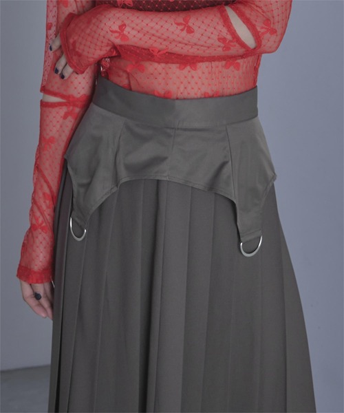 miette（ミエット）の「ガーターデザインプリーツスカート（スカート・レディース・チャコール/ブラック・FREE）」の9枚目の写真