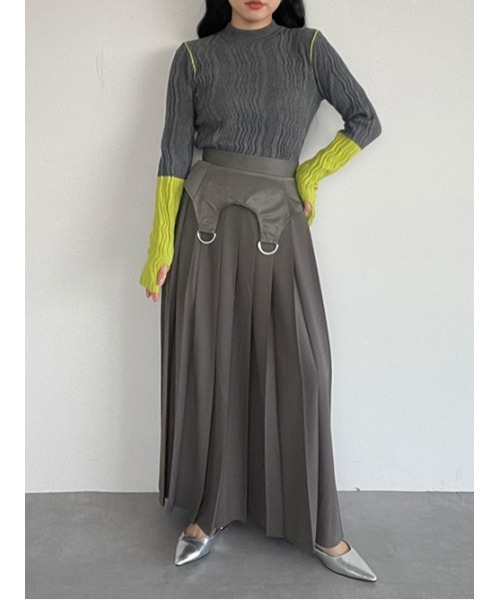 miette（ミエット）の「ガーターデザインプリーツスカート（スカート・レディース・チャコール/ブラック・FREE）」の20枚目の写真