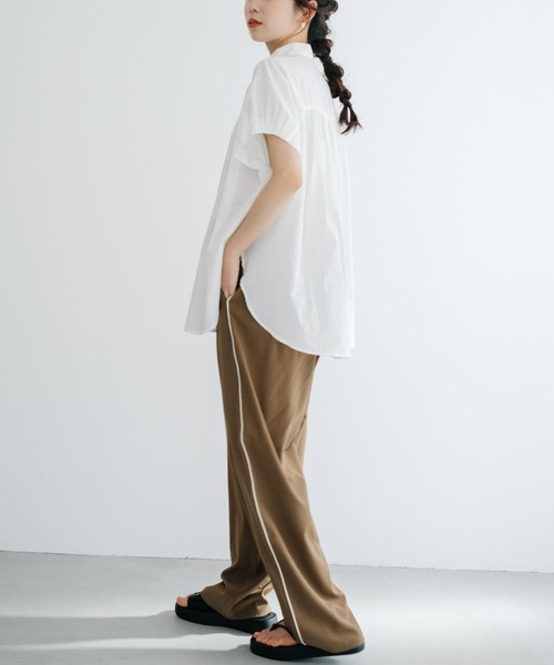 refinedworks(リファインドワークス)の「【refinedworks】 ギャザーたっぷりのボリューム感が大人可愛いフレンチチュニック!(シャツ/ブラウス・レディース・ブラウン/ブラック/ホワイト・FREE)」の12枚目の写真