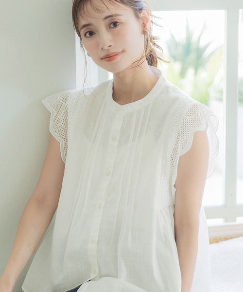 coca(coca)(コカ)の「肩レースギャザーコットンブラウス(シャツ/ブラウス・レディース・ブラック/ホワイト・M/L)」の1枚目の写真
