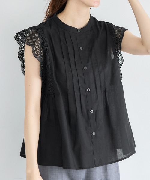coca(coca)(コカ)の「肩レースギャザーコットンブラウス(シャツ/ブラウス・レディース・ブラック/ホワイト・M/L)」の2枚目の写真