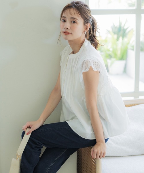 coca(coca)(コカ)の「肩レースギャザーコットンブラウス(シャツ/ブラウス・レディース・ブラック/ホワイト・M/L)」の6枚目の写真