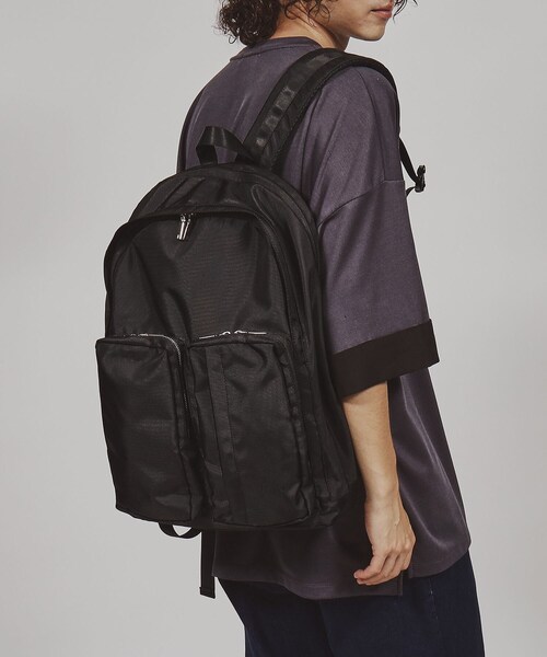 tk.TAKEO KIKUCHI（ティーケータケオキクチ）の「マルチポケットバックパック（バックパック/リュック・メンズ・ブラック系/ブラック系1/ブラック・00）」の3枚目の写真
