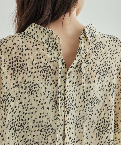 セニノン柄ロングブラウス　新品♦︎お値下げ セール】羽織りも前後2WAYシアー柄リボンブラウス（シャツ/ブラウス