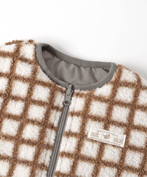 apres les cours（アプレレクール）の「【WEB限定】ボアリバーシブルアウター（ブルゾン・キッズ・ベージュ/ピンク/グレー・80/90/100/110/120/130/140）」の15枚目の写真