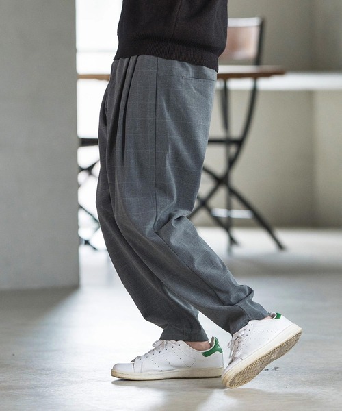 CAMBIO（カンビオ）の「mp12640- Windowpane Check Tapered Pants