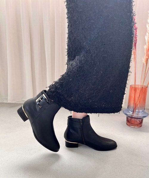 WA ORiental TRaffic（ダブルエーオリエンタルトラフィック）の「バックルベルトショートブーツ 42402（ブーツ・レディース・ベージュ/ブラック/ブラウン・LL/L/M/S/SS/3L）」の6枚目の写真