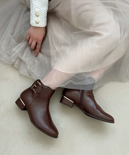 WA ORiental TRaffic（ダブルエーオリエンタルトラフィック）の「バックルベルトショートブーツ 42402（ブーツ・レディース・ベージュ/ブラック/ブラウン・LL/L/M/S/SS/3L）」の19枚目の写真