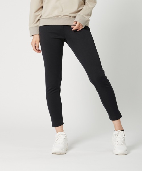 FILA(フィラ)の「裏起毛ジャージ ロングパンツ(その他パンツ・レディース・ネイビー/ブラック/ネイビー系/ブラック×ブラック/ブラック系その他・MEDIUM/LARGE/X-LARGE)」の9枚目の写真