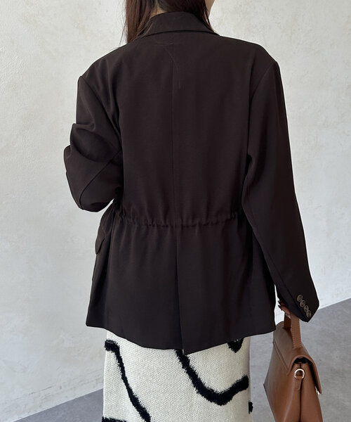 Thevon（ゼボン）の「ウエストドロストテーラードジャケット（テーラードジャケット・レディース・ネイビー/ベージュ/ブラウン・FREE）」の7枚目の写真