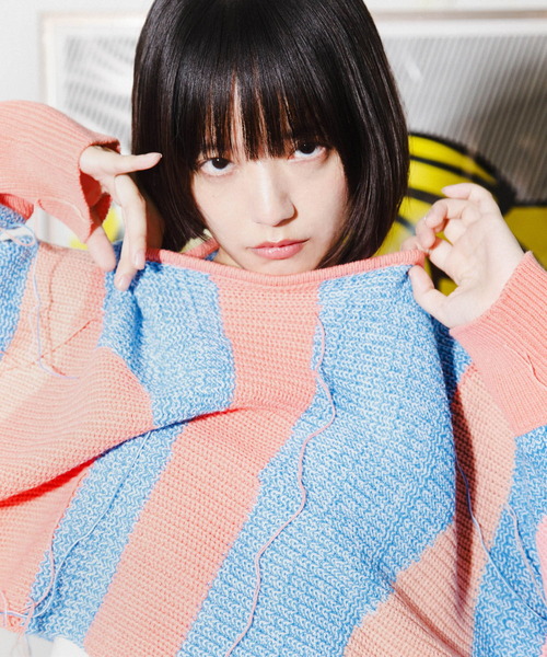 KBF（ケイビーエフ）の「アートフリンジクロップドニット（ニット/セーター・レディース・グレー系その他/オレンジ系その他・ONE）」の16枚目の写真